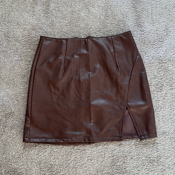 Brown leather skirt - Picture 1 of 2